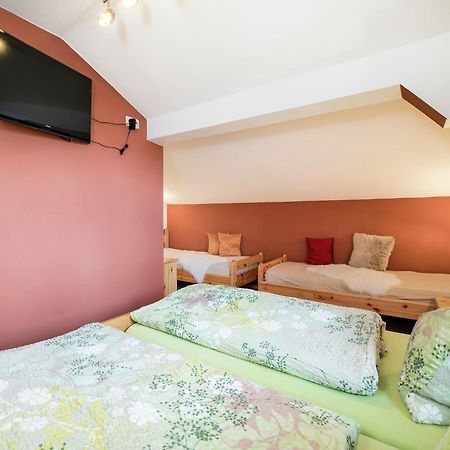 Cozy Feel Good Holiday Apartment In 레오강 외부 사진